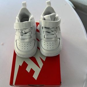 Brand new Nike court borough low 2